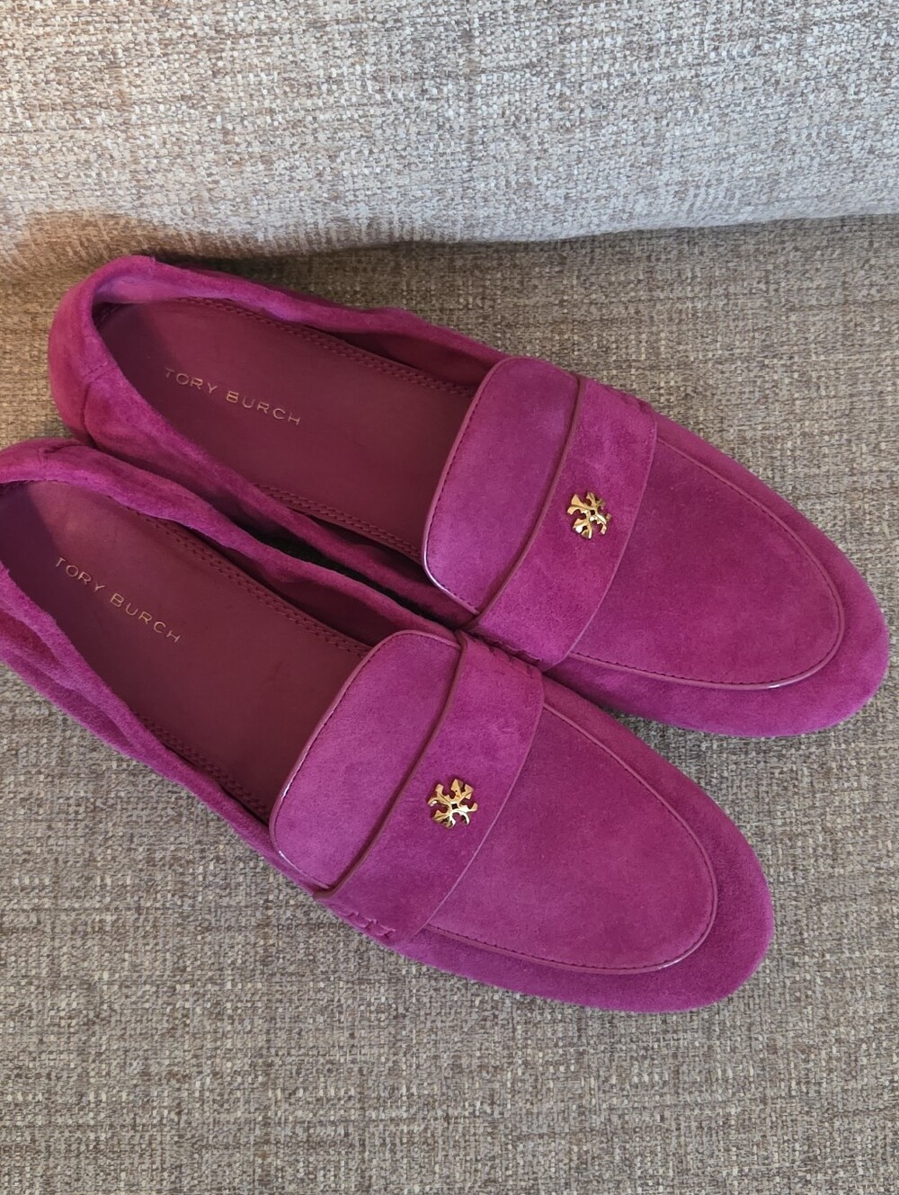 NEW TORY BURCH SIZE 7 FUSCHIA BALLET LOAFER - Picture 6 of 6